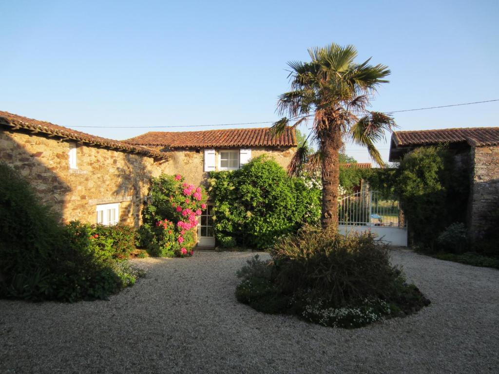 Relais De La Riniere Bed and Breakfast Le Landreau Exterior foto